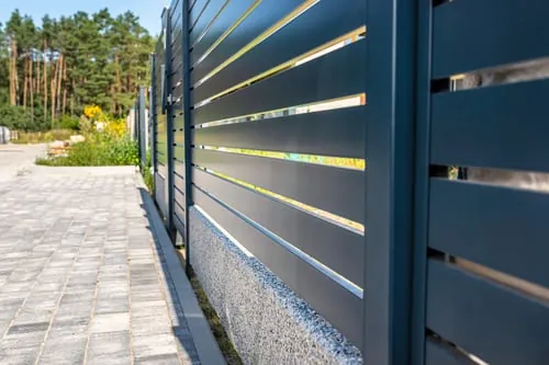 Aluminum & Custom Fences